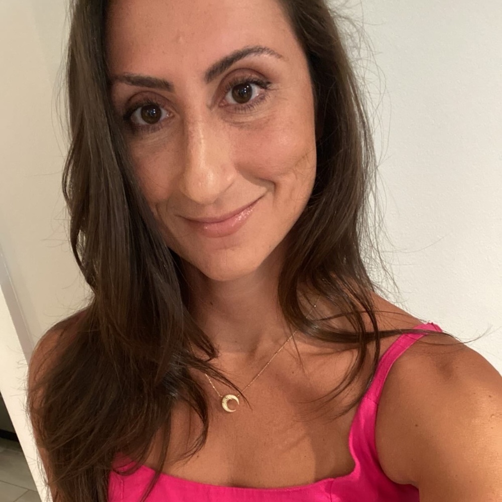 Meet your Posher, Beverly